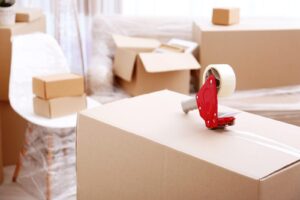 Furniture Moving in Riyadh: How Professionals Protect Fragile & Heavy Items